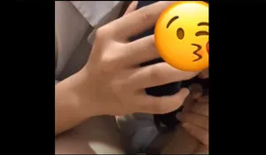 当我正在小组学习时，妈妈打来了电话。
